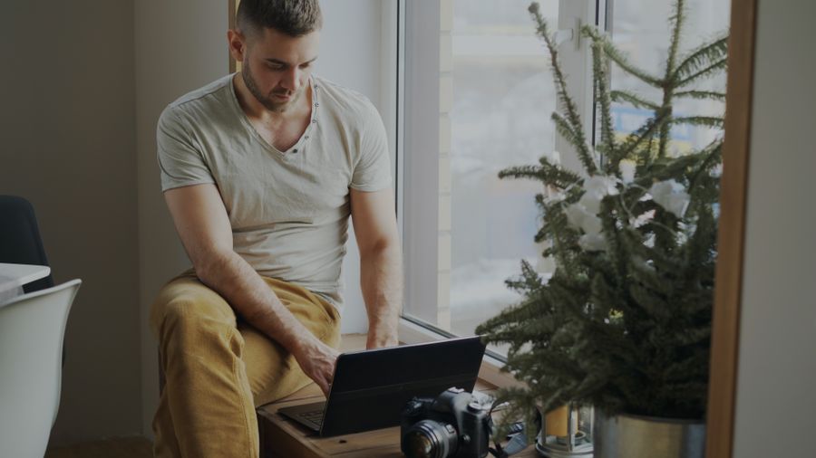 freelancer working